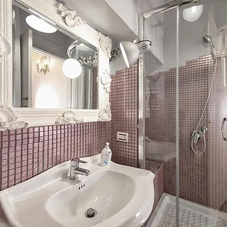 Pantheon Beautiful Apartment